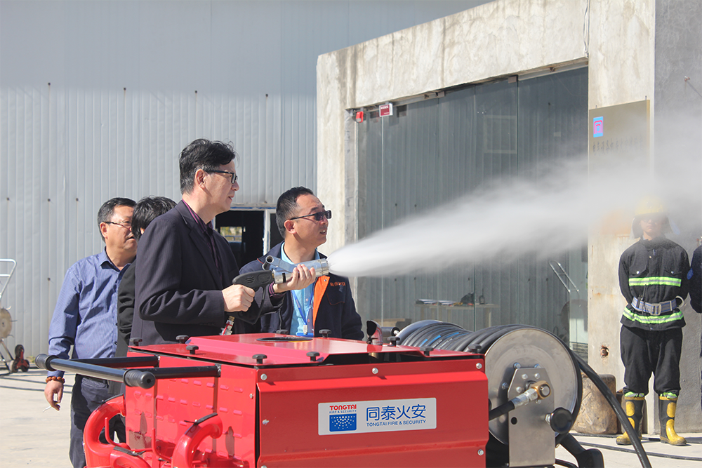 移动式高压细水雾推车2